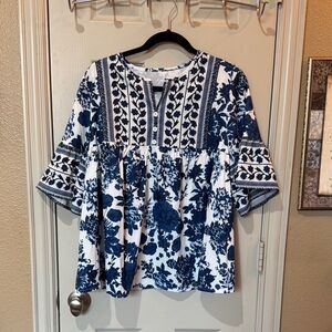 Women's Blue and White Floral Peasant Top - Classic Boho Style